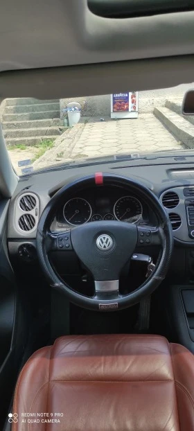 VW Tiguan 2.0TDI PANO/NAVI/4MOTION, снимка 11