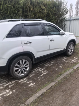 Kia Sorento - 6300 € / 12321.73 лв. - 93160420 3