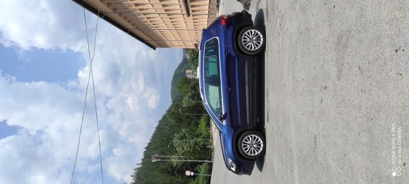 VW Tiguan 2.0TDI PANO/NAVI/4MOTION, снимка 3 - Автомобили и джипове - 47599300