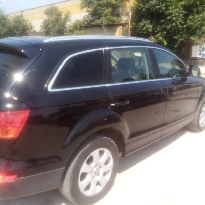 Audi Q7 3.0tdi, снимка 4 - Автомобили и джипове - 47910867