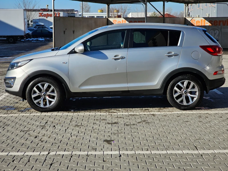 Kia Sportage, снимка 14 - Автомобили и джипове - 48727729