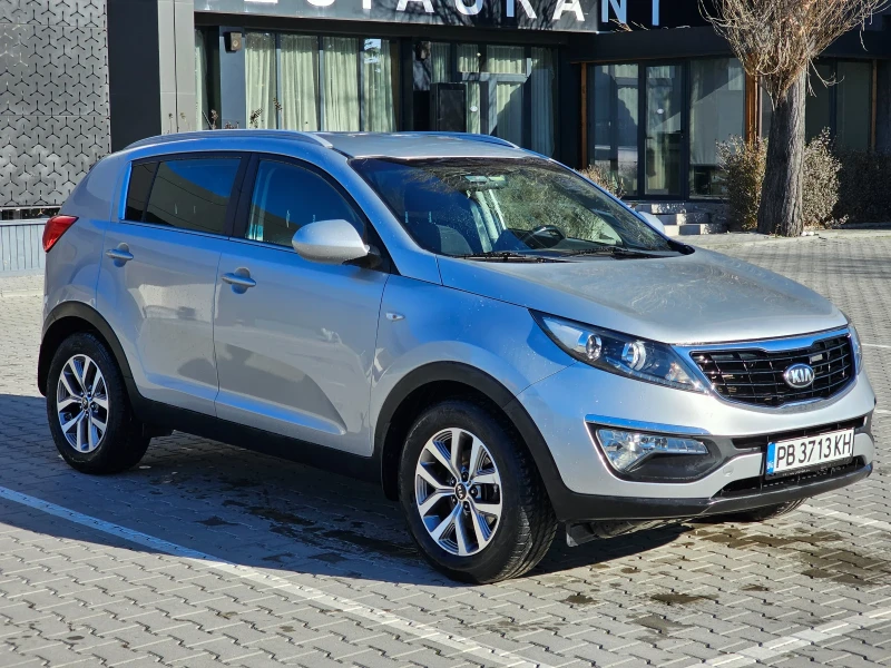 Kia Sportage, снимка 5 - Автомобили и джипове - 48727729