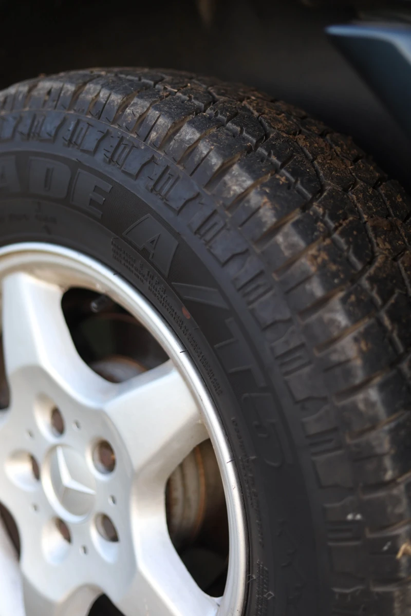 Mercedes-Benz ML 320, снимка 8 - Автомобили и джипове - 52585834