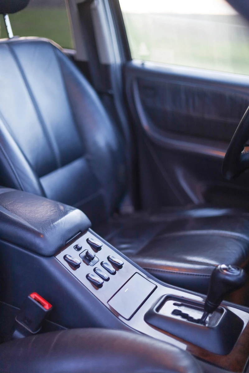 Mercedes-Benz ML 320, снимка 11 - Автомобили и джипове - 52585834