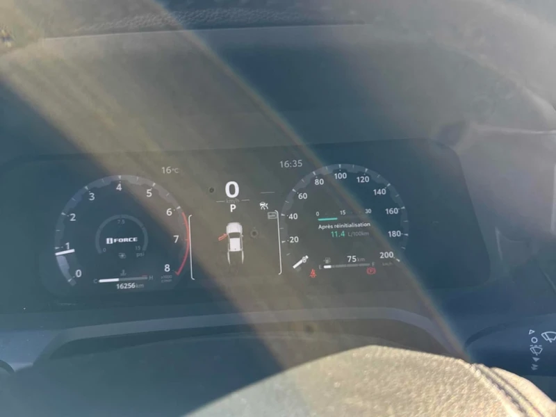 Toyota Tacoma * 4x4 Double Cab Auto * CARFAX * БЕЗ ПЪРВОНАЧАЛНА , снимка 8 - Автомобили и джипове - 52772958