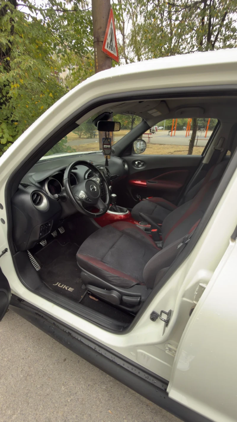 Nissan Juke, снимка 8 - Автомобили и джипове - 52788087