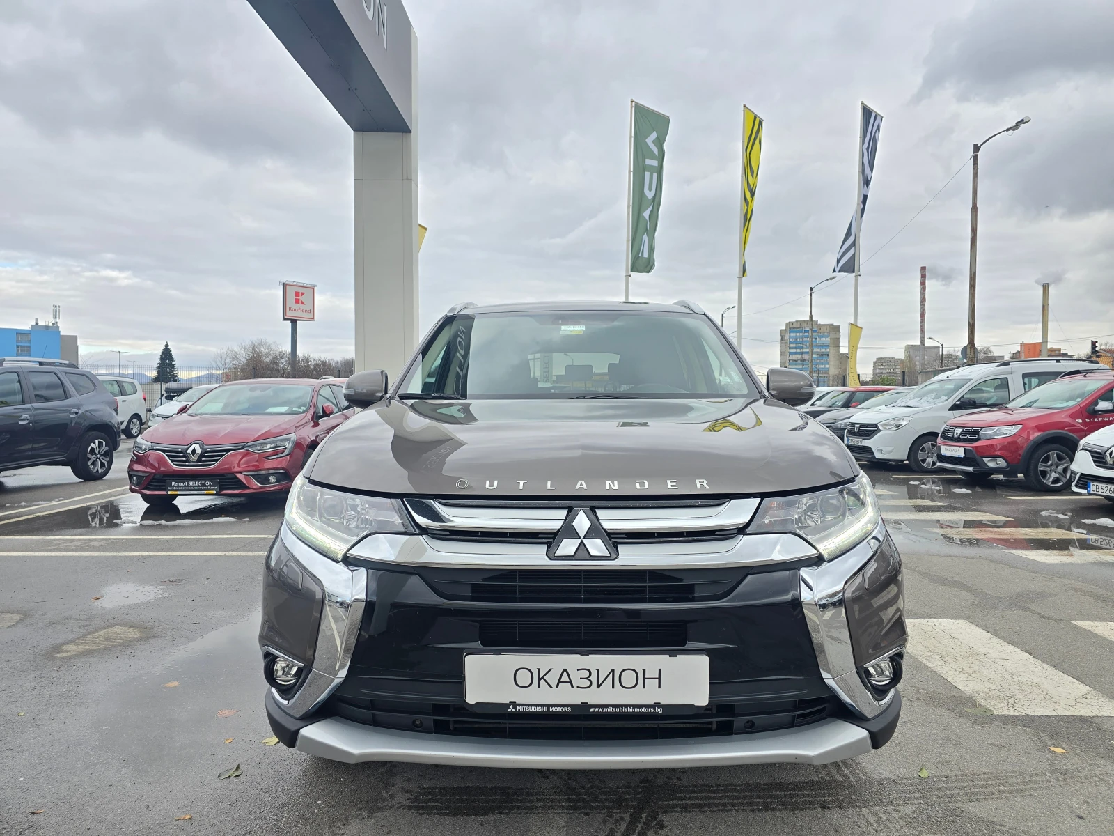 Mitsubishi Outlander 2.2 D InStyle - изображение 2