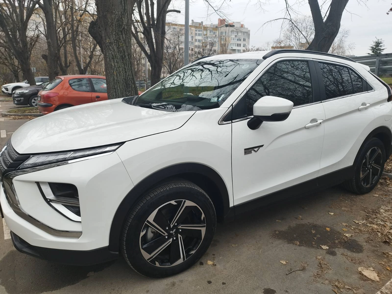 Mitsubishi Eclipse Cross 2.4i Plug In - изображение 5