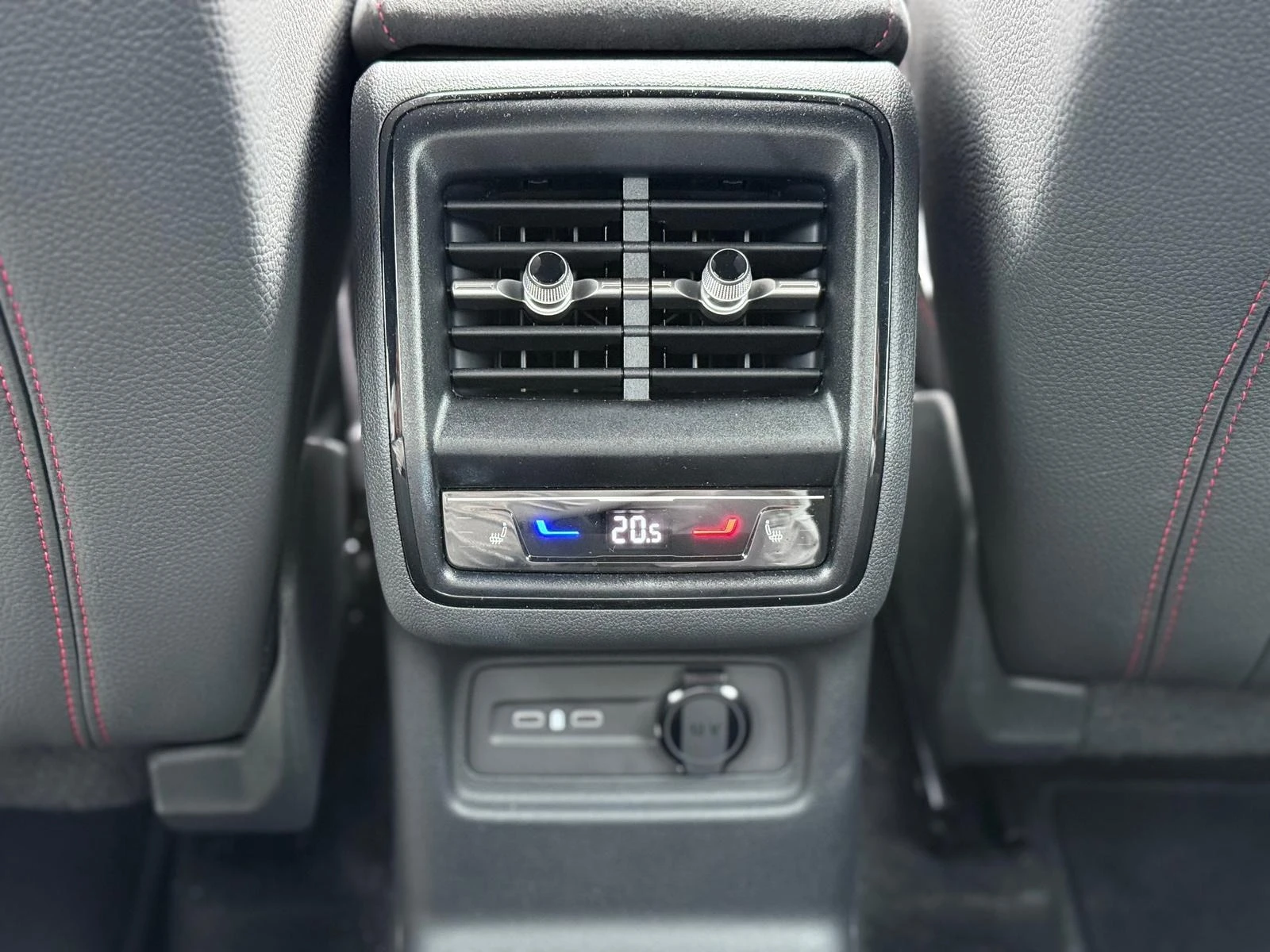 Skoda Kodiaq RS* 2.OTSI* 4x4* CANTON* DISTR* CAMERA* KEYLESS | Mobile.bg   13