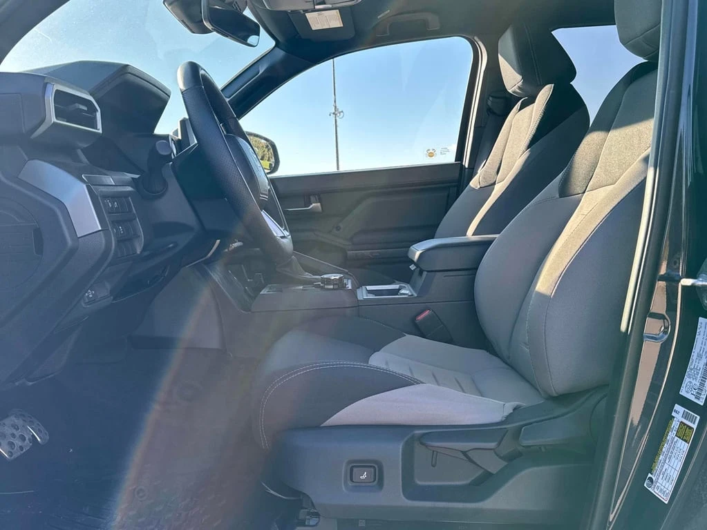 Toyota Tacoma * 4x4 Double Cab Auto * CARFAX * ��� ������������  | Mobile.bg � ����������� 16