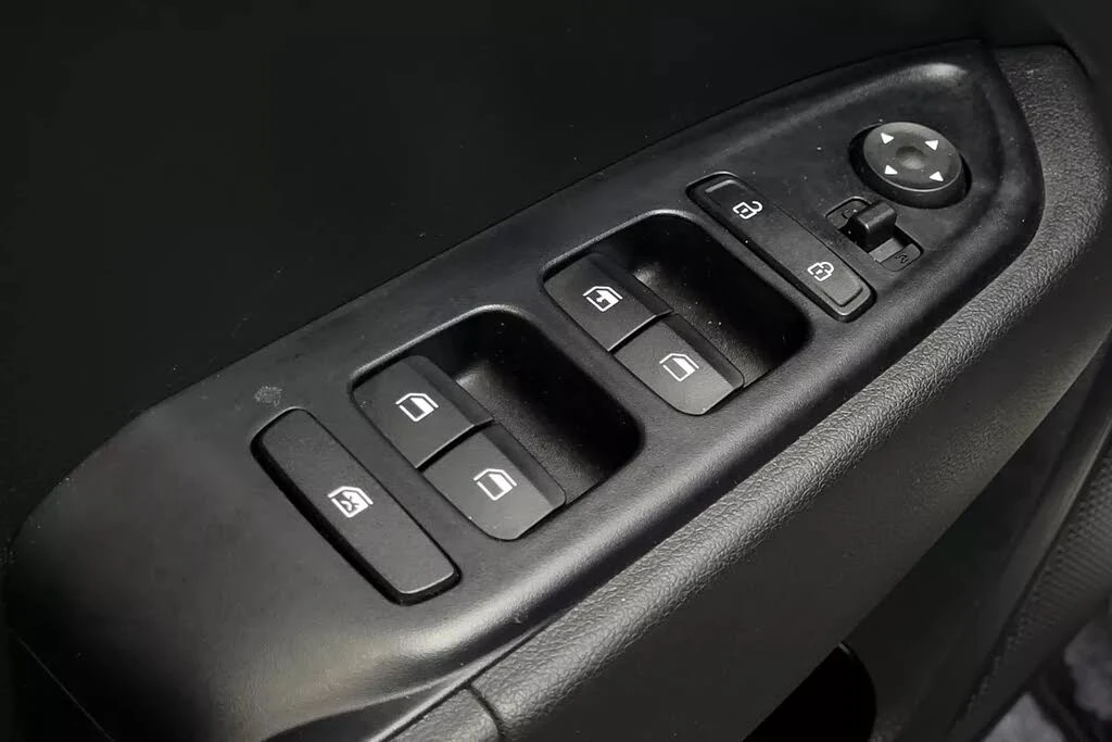 Hyundai Venue Essential* FWD* ����������* (���� �� ��) | Mobile.bg � ����������� 14