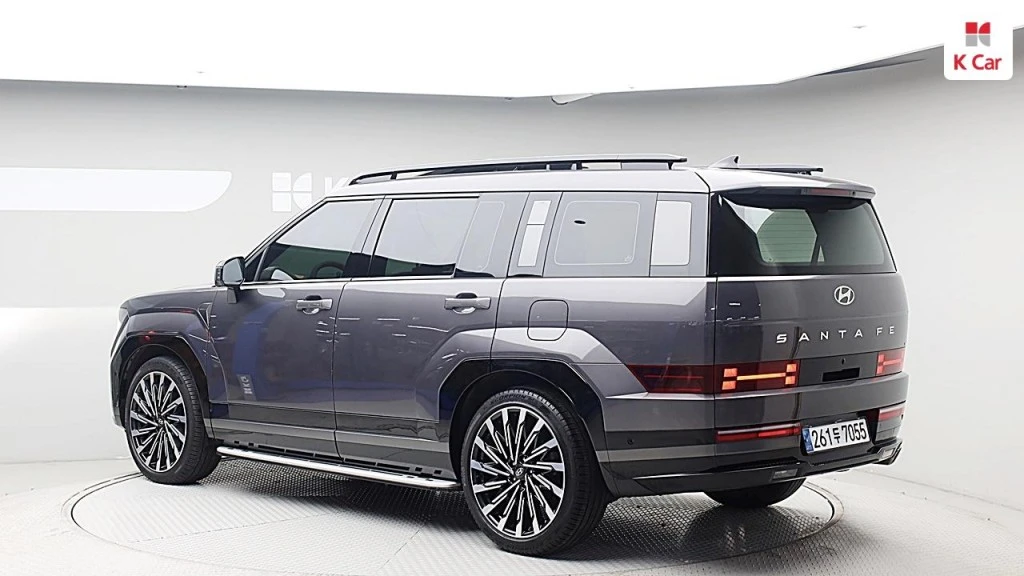 Hyundai Santa fe CALLIGRAPHY / DISTRONIC / ОБДУХВАНЕ / 360 / ПАНО, снимка 3 - Автомобили и джипове - 53929946