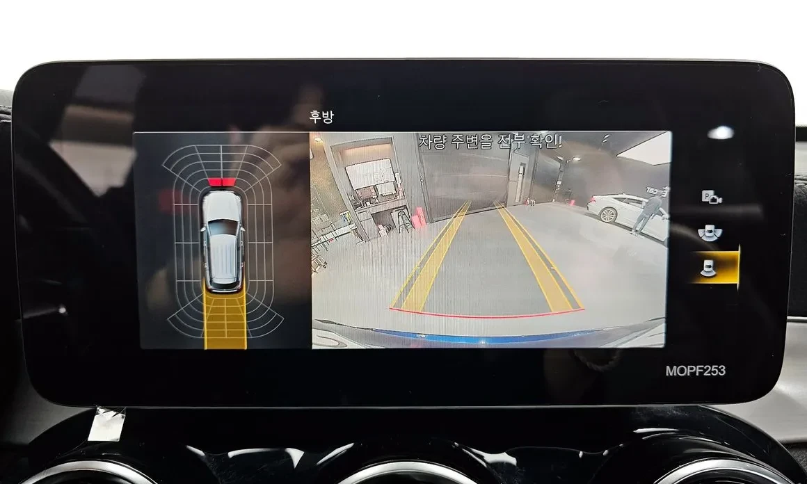 Mercedes-Benz GLC 220 * DISTRONIC * HEAD-UP * �������� * ������ | Mobile.bg � ����������� 14