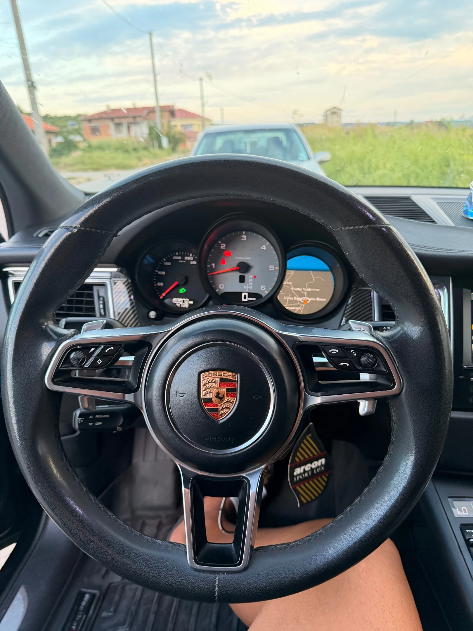 Porsche Macan 3.0, снимка 8 - Автомобили и джипове - 55244255