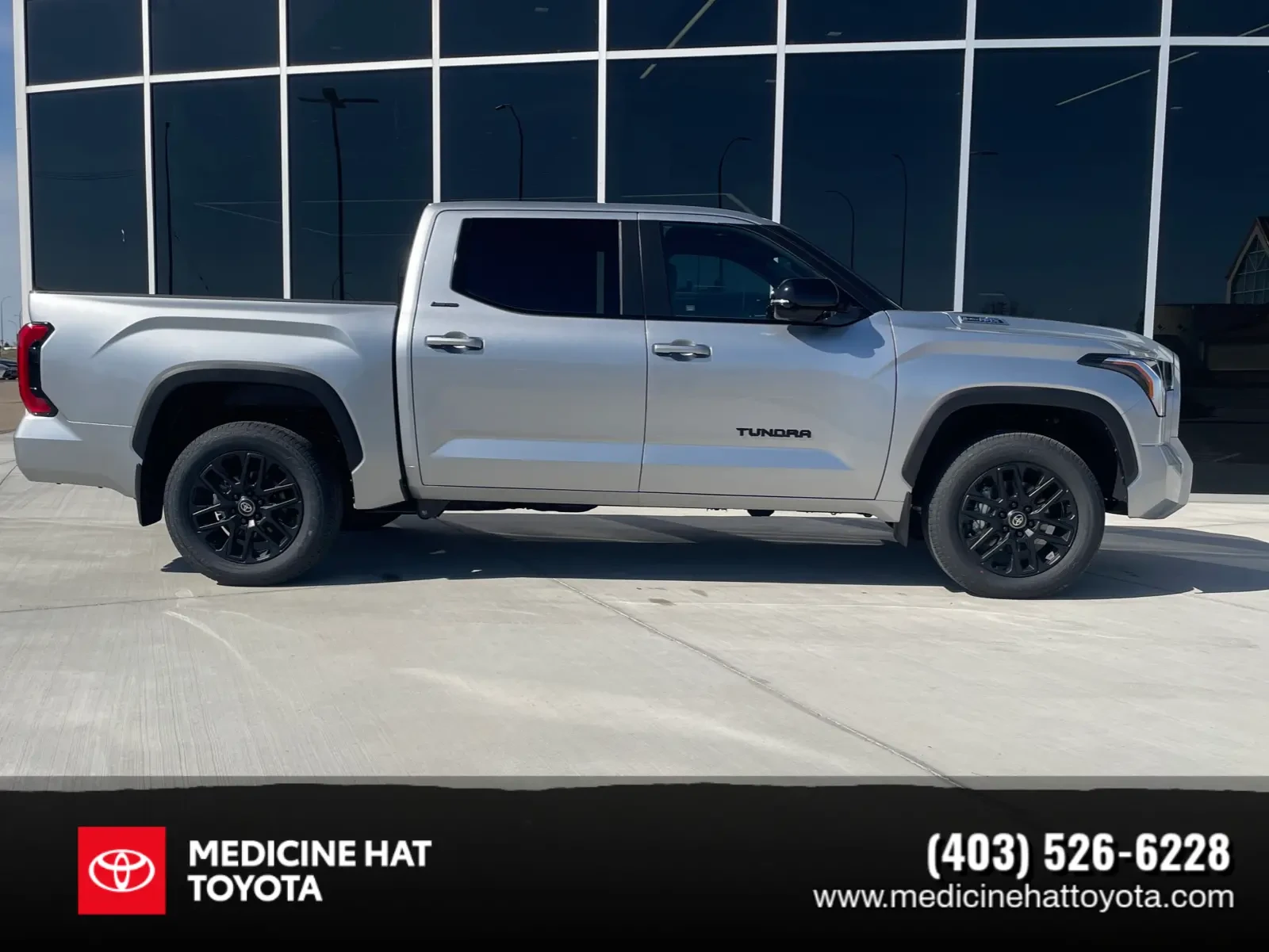 Toyota Tundra CREWMAX | LIMITED | NIGHTSHADE | HYBRID | НОВ, снимка 6 - Автомобили и джипове - 55437510