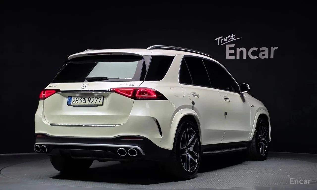 Mercedes-Benz GLE 53 4MATIC | АВТОКРЕДИТ БЕЗ ПЪРВОНАЧАЛНА, снимка 2 - Автомобили и джипове - 55806358