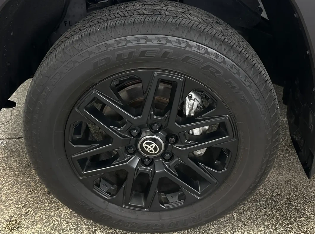 Toyota Tundra LIMITED | CREWMAX | ЕДИН СОБСТВЕНИК, снимка 5 - Автомобили и джипове - 55815369