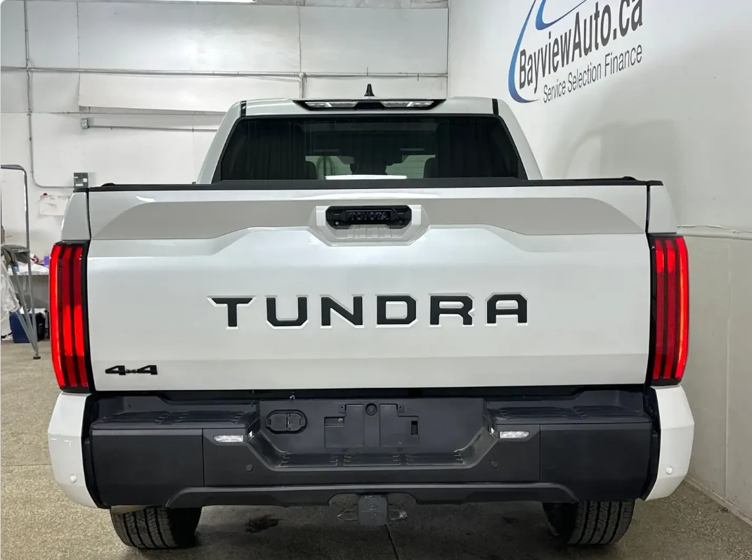 Toyota Tundra LIMITED | CREWMAX | ЕДИН СОБСТВЕНИК, снимка 2 - Автомобили и джипове - 55815369
