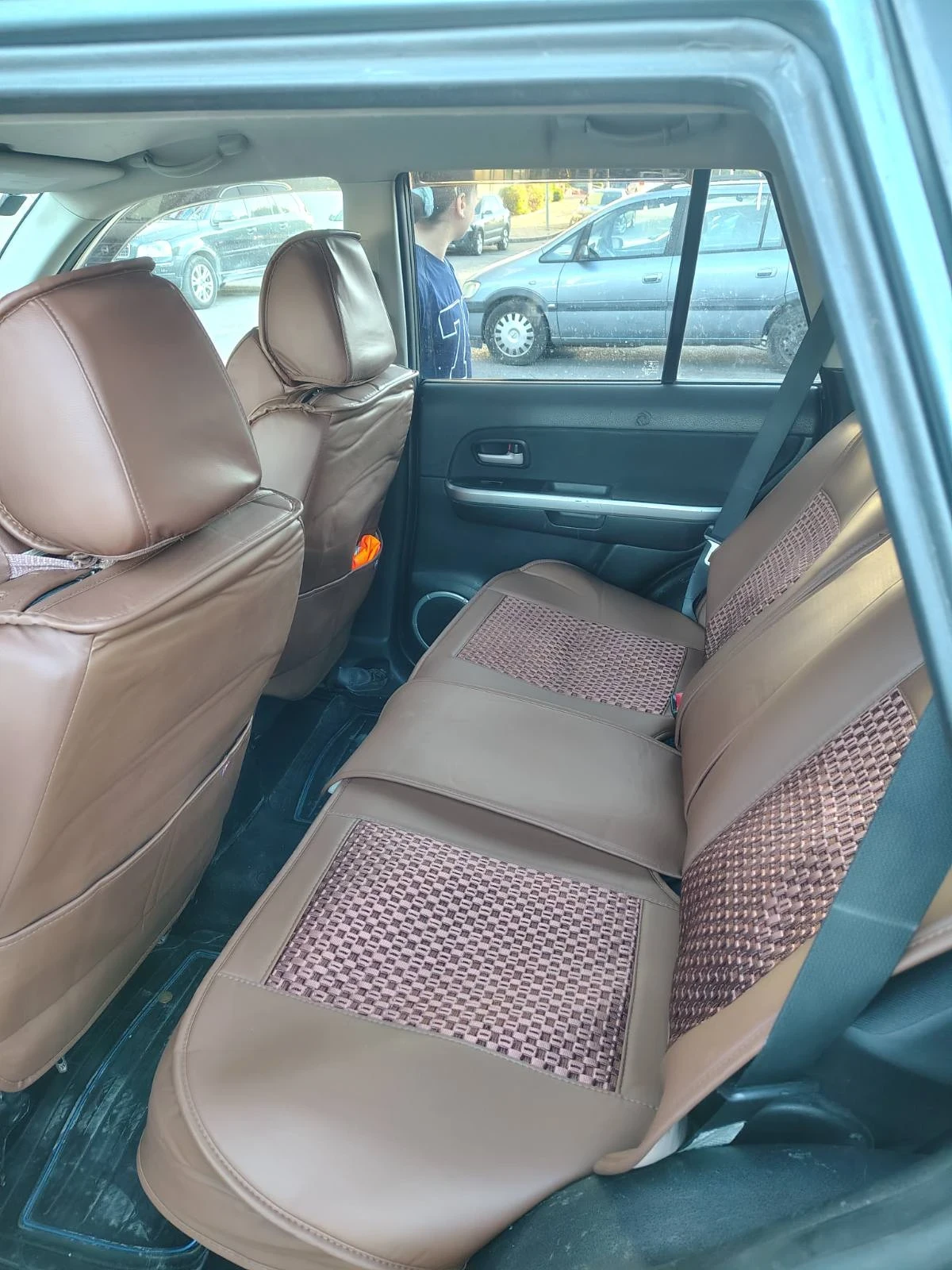 Suzuki Grand vitara Бензин/газ, снимка 8 - Автомобили и джипове - 55972387