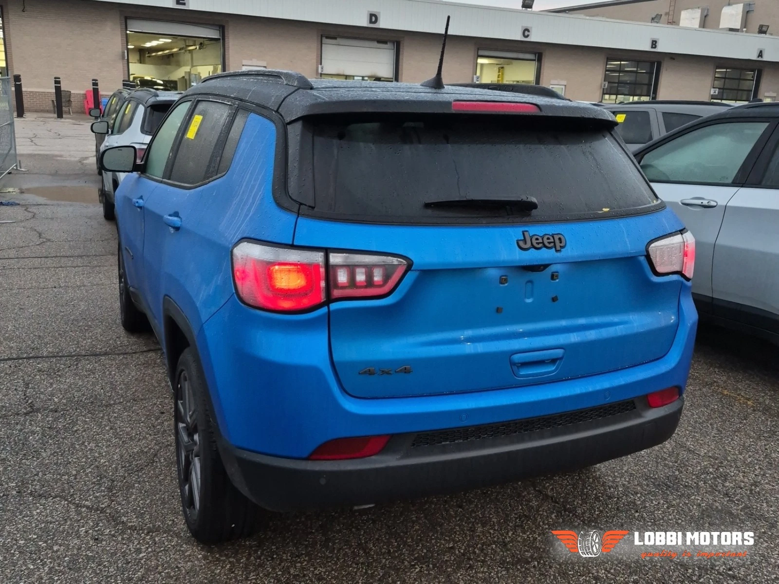 Jeep Compass, снимка 4 - Автомобили и джипове - 56025232