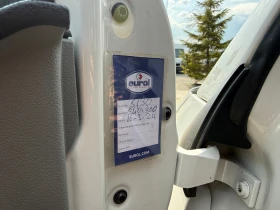 VW Transporter 2.0TDI 140к.с. Товаропътнически 5-местен Клима , снимка 16