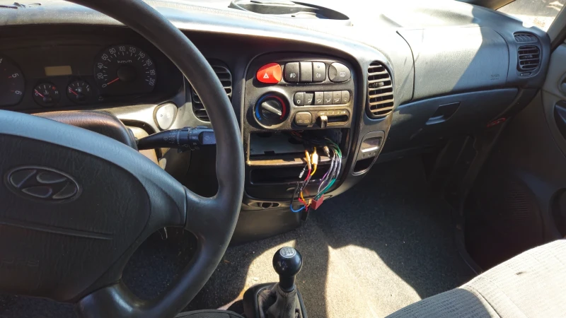 Hyundai H1 2.5tdi/на части , снимка 10 - Бусове и автобуси - 51534184