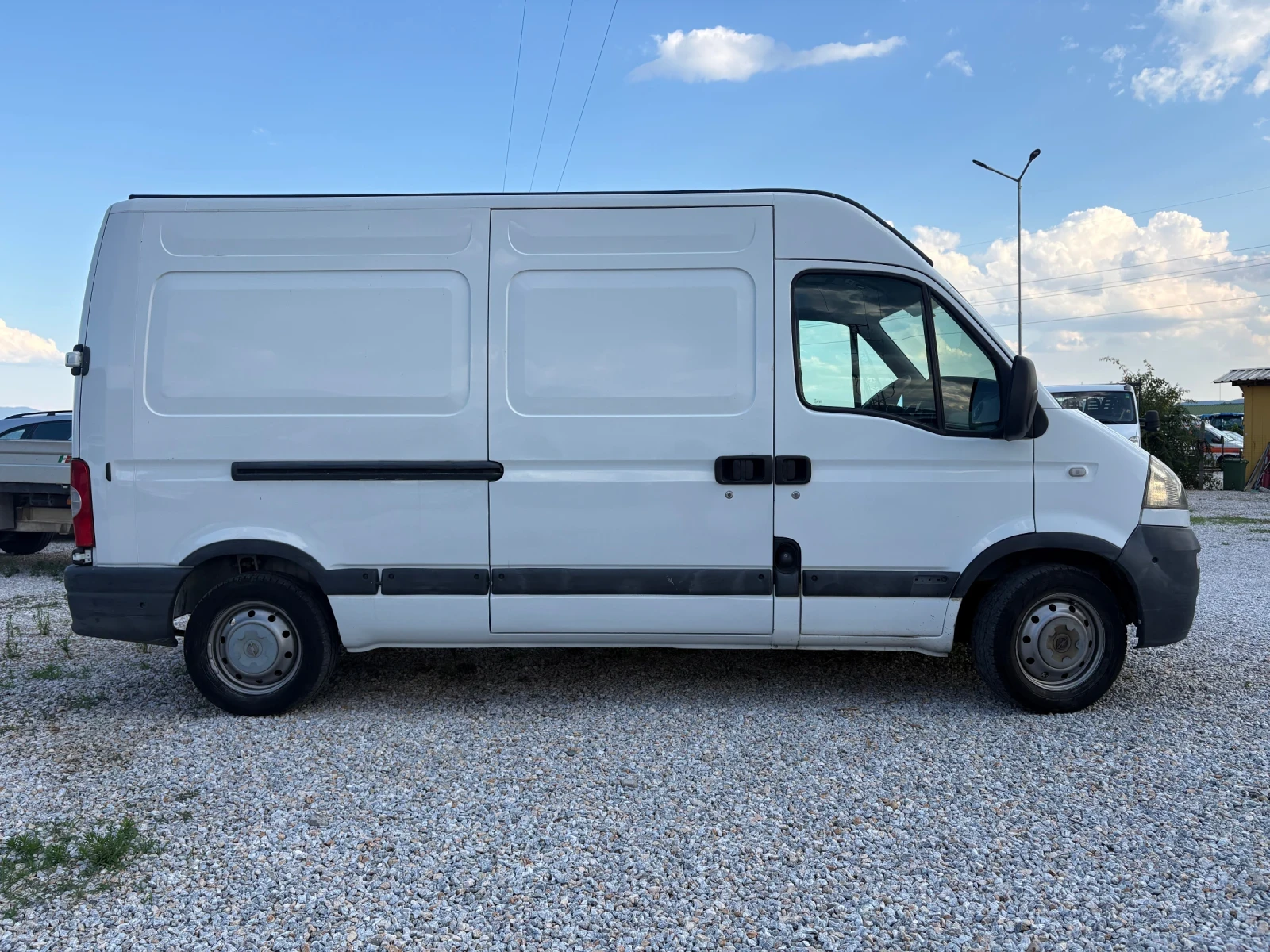 Opel Movano 2.5 DCI - изображение 4