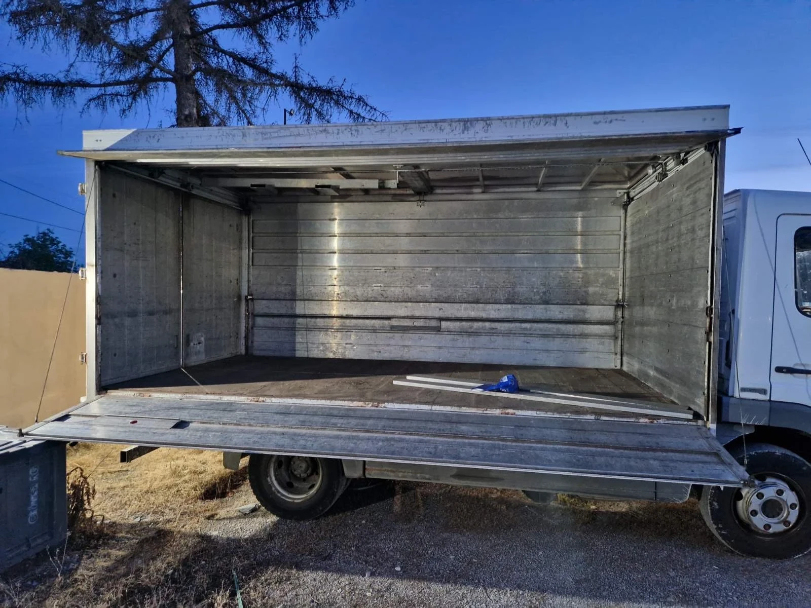 Mercedes-Benz Vario Фургон за ATEGO, снимка 9 - Бусове и автобуси - 54552810