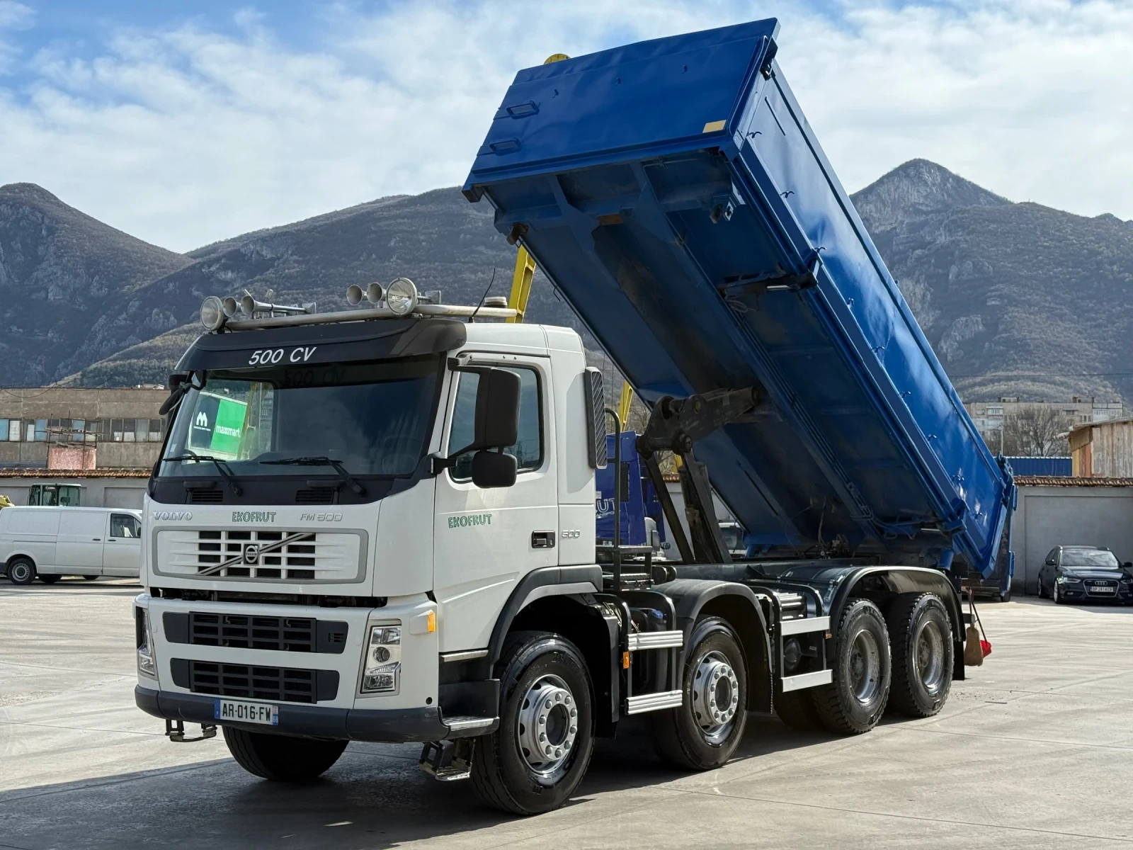 Volvo Fm 500 8x4* самосвал* перфектен* France, снимка 9 - Камиони - 54137663