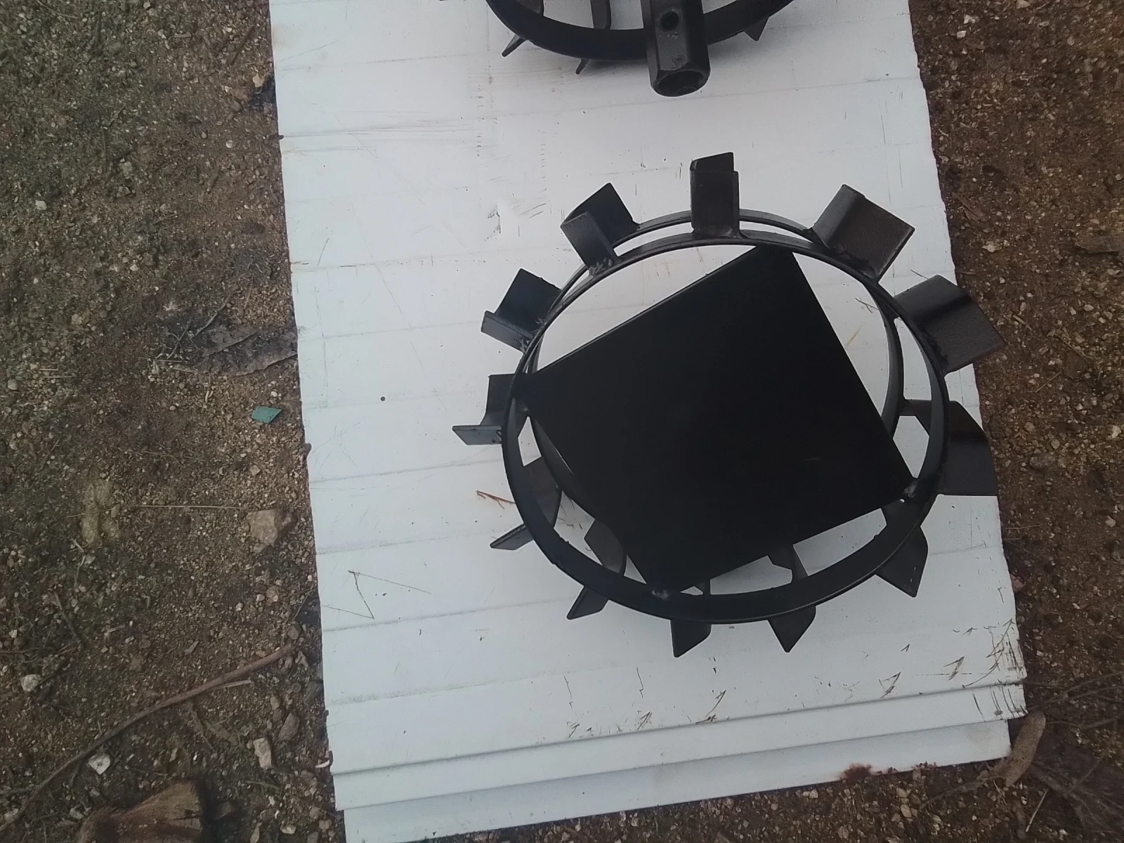 Фреза Друга марка, снимка 2 - Селскостопанска техника - 53725941