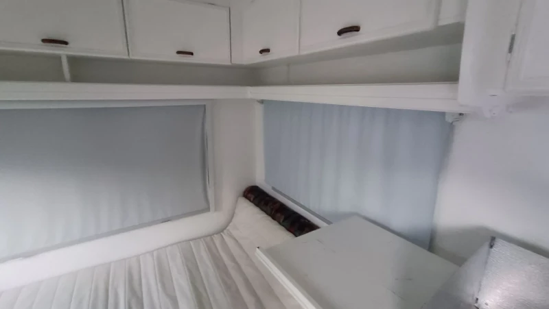 Каравана Adria GRUAU 33 с форселт , снимка 10 - Каравани и кемпери - 52694873