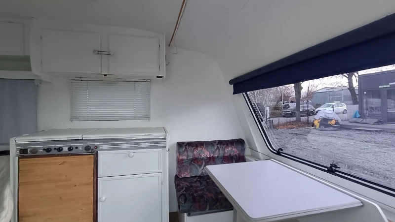 Каравана Adria GRUAU 33 с форселт , снимка 4 - Каравани и кемпери - 52694873