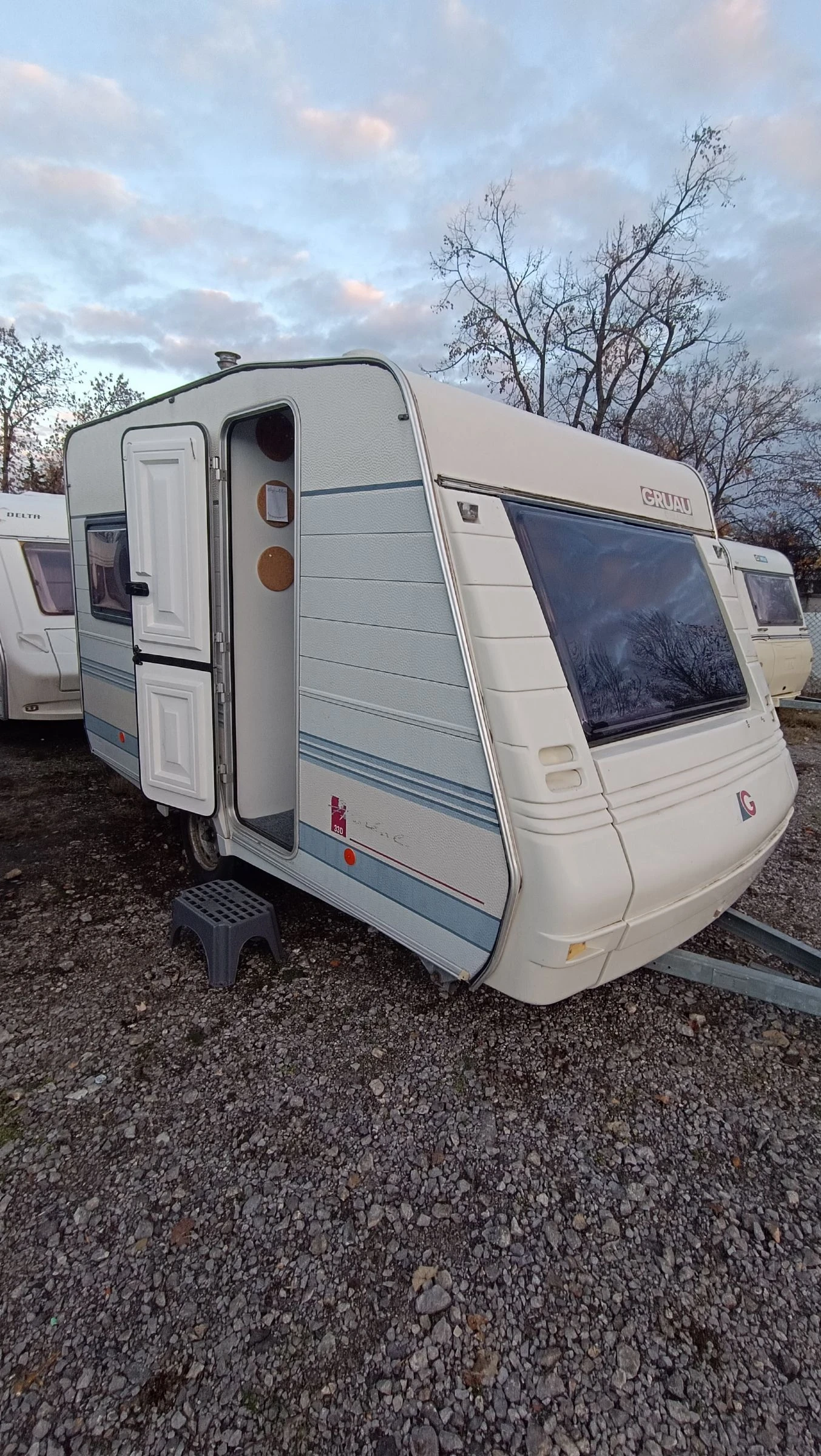  Adria GRUAU 33    | Mobile.bg   11