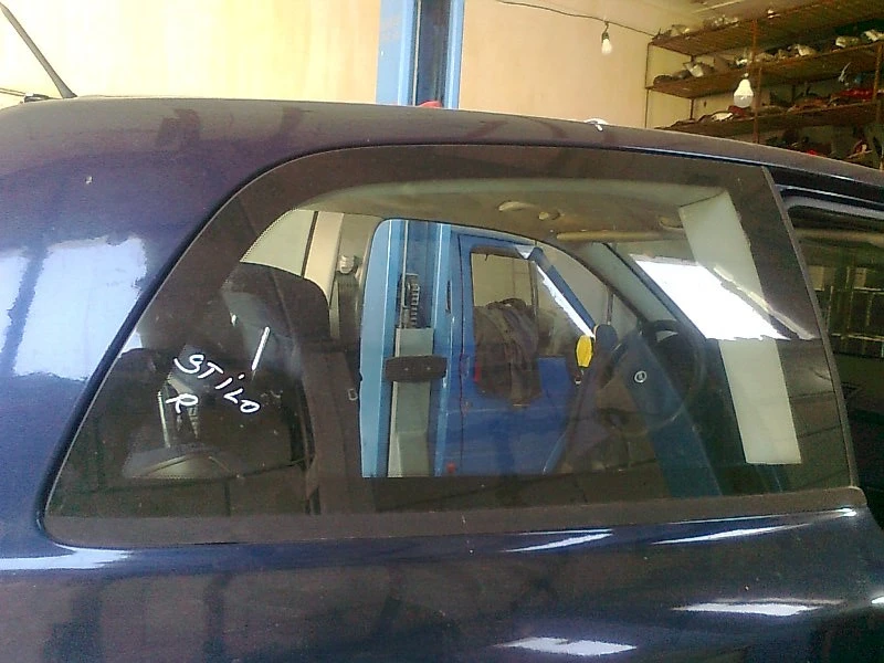 стъкло врата задно дясно за Фиат Стило 2 врати (1)