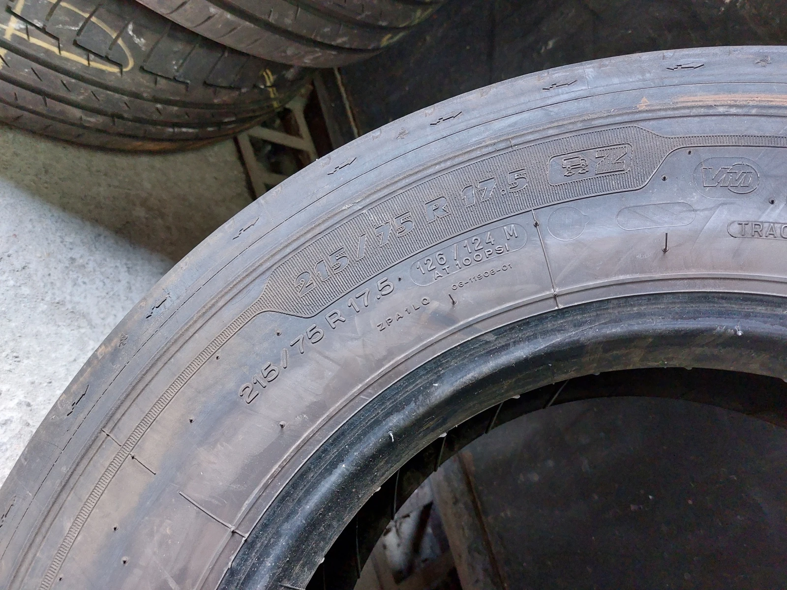 ���� 215/75R17.5 | Mobile.bg � ����������� 4