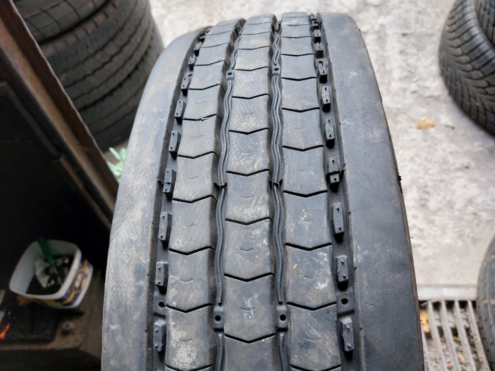 ���� 215/75R17.5 | Mobile.bg � ����������� 1