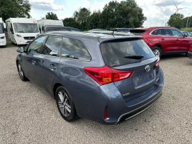 Toyota Auris  - изображение 2