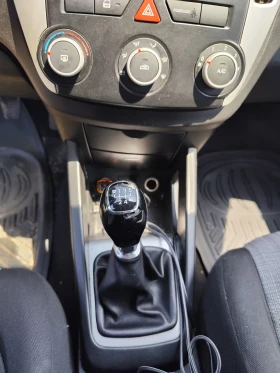 Kia Ceed, снимка 5
