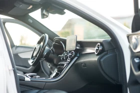 Mercedes-Benz C 220 4Matic AMG / Digital Cockpit - 39000 лв. - 23619319 8
