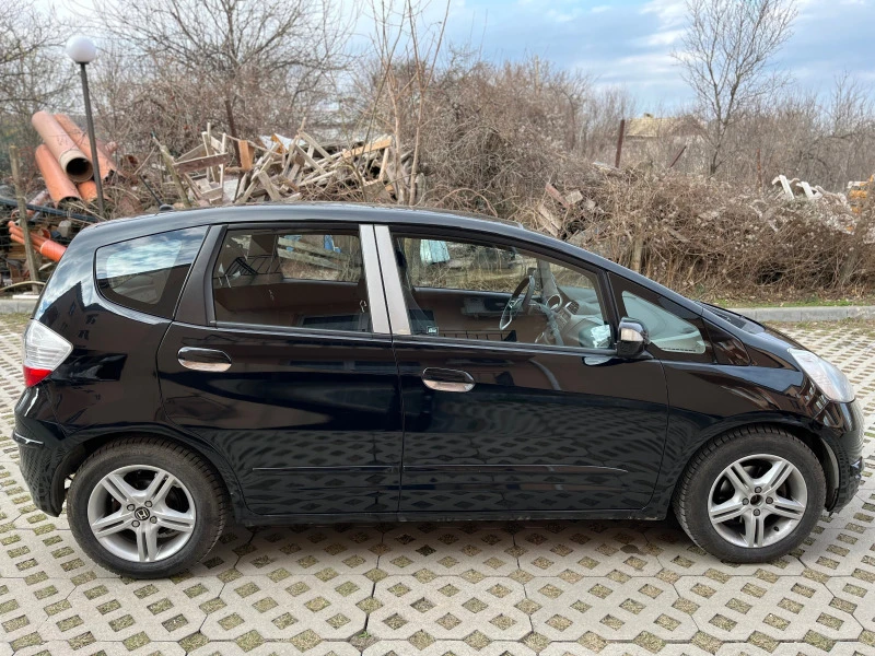 Honda Jazz 1.4i, снимка 3 - Автомобили и джипове - 46784283