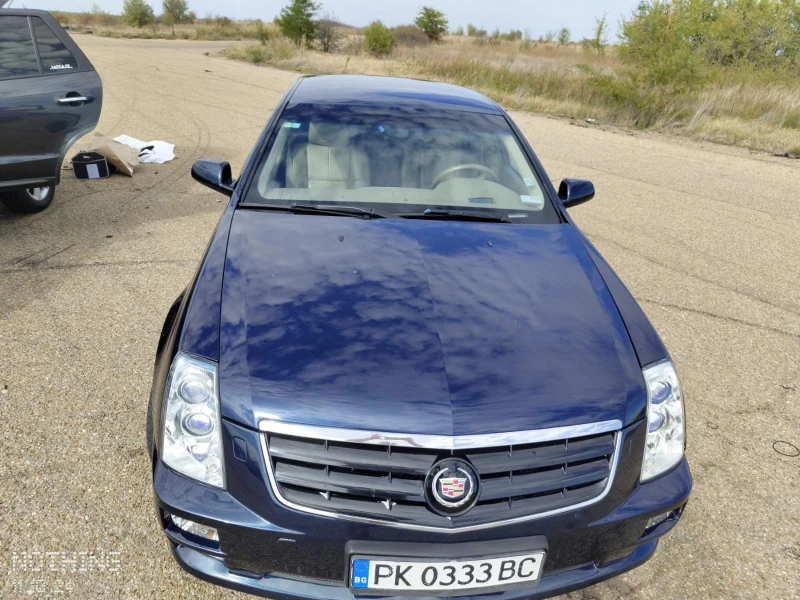 Cadillac STS, снимка 12 - Автомобили и джипове - 48255894