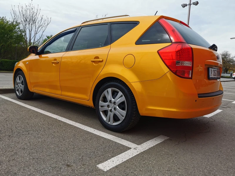 Kia Ceed 1.4, снимка 2 - Автомобили и джипове - 48073467