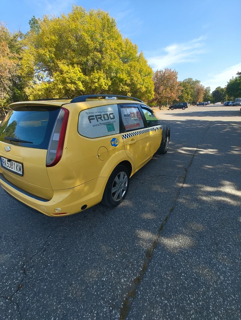 Ford Focus 1.8, снимка 6 - Автомобили и джипове - 48115351