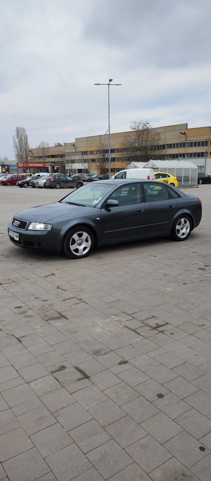 Audi A4, снимка 1 - Автомобили и джипове - 49008914