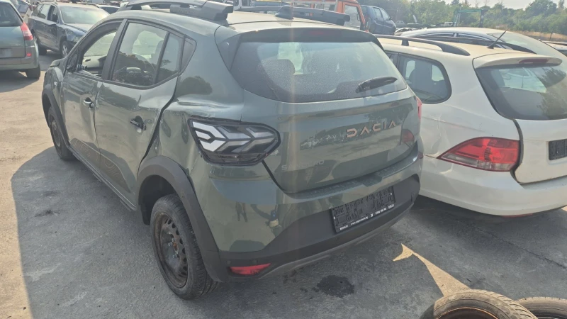 Dacia Sandero stepway 1.0, снимка 2 - Автомобили и джипове - 51691228