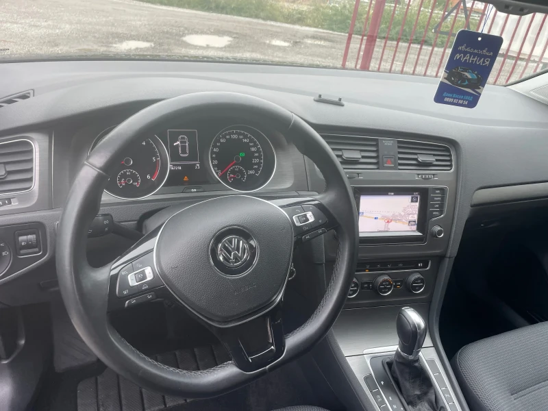 VW Golf 1.6TDI AUTOMATIC , снимка 8 - Автомобили и джипове - 52421797