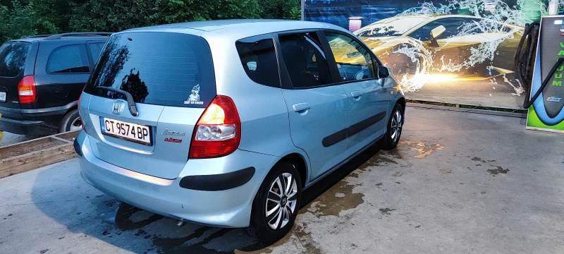 Honda Jazz 1.2, снимка 2 - Автомобили и джипове - 52508271