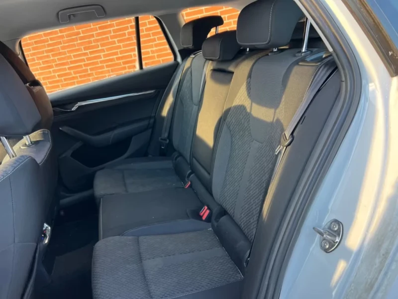Skoda Octavia  Style 2, 0 TDI DSG NEW MODEL150ps, снимка 17 - Автомобили и джипове - 53104057