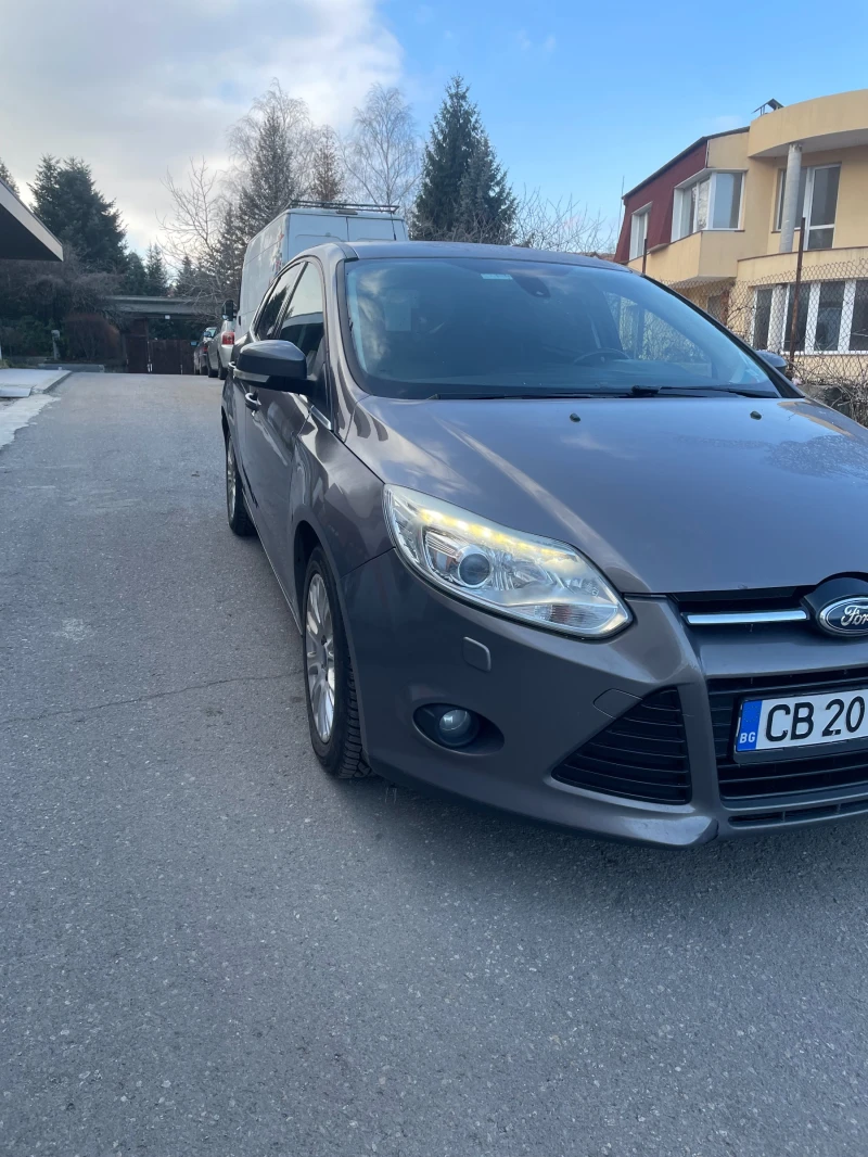 Ford Focus 1.6, снимка 6 - Автомобили и джипове - 53177398