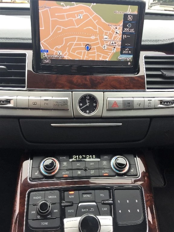 Audi A8  - изображение 10
